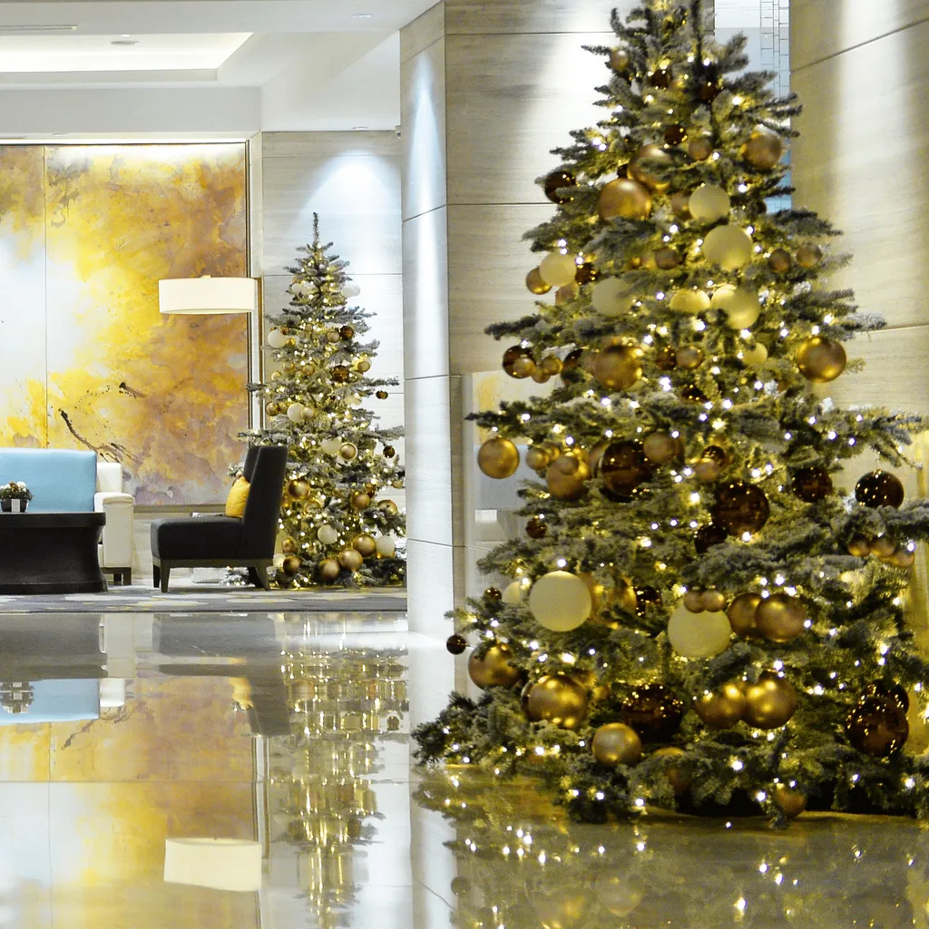 Xmasdeco - Schnee-Weihnachtsbaum 240cm - 530 LED – Bild 7