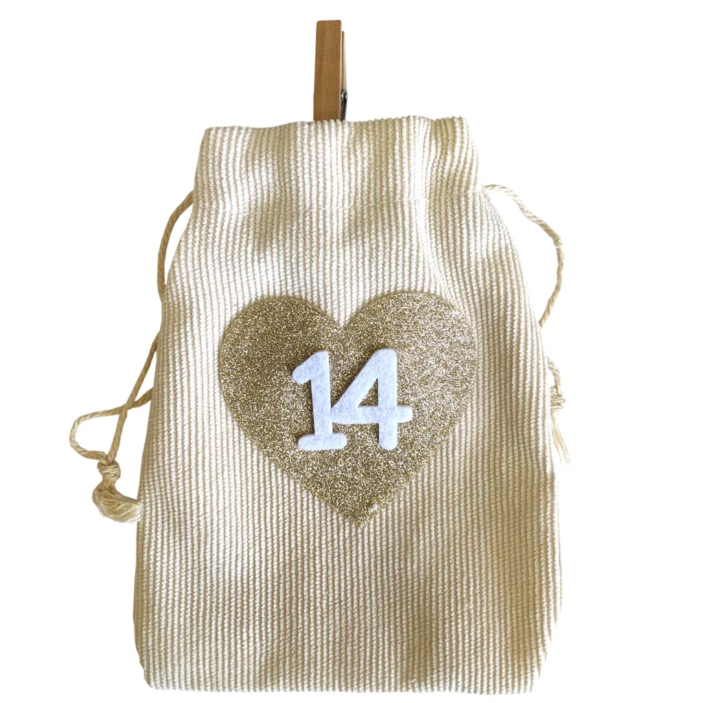 Adventskalender Säckchen Zum Selbstbefüllen L 2,6m (Grau, Beige, Rot) – Bild 5