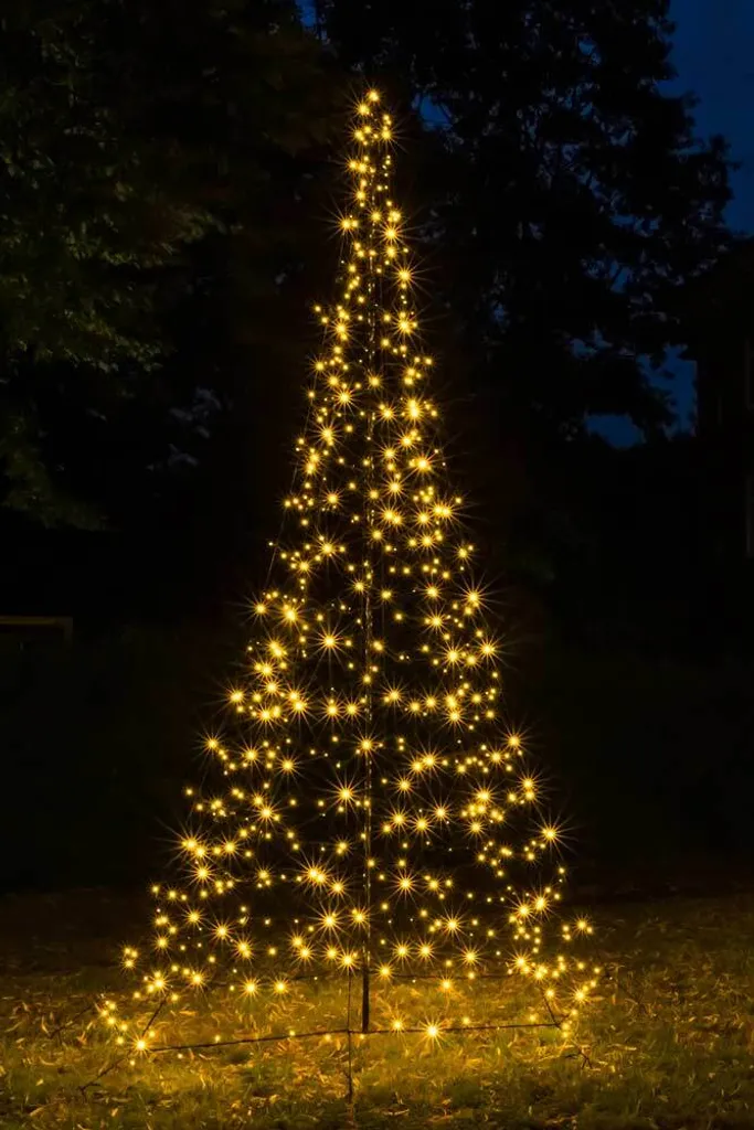 FHS Weihnachtsbaum 300cm 480 LEDs Warmweiß Davon 96 Blinkend Ø170cm Metallgestell