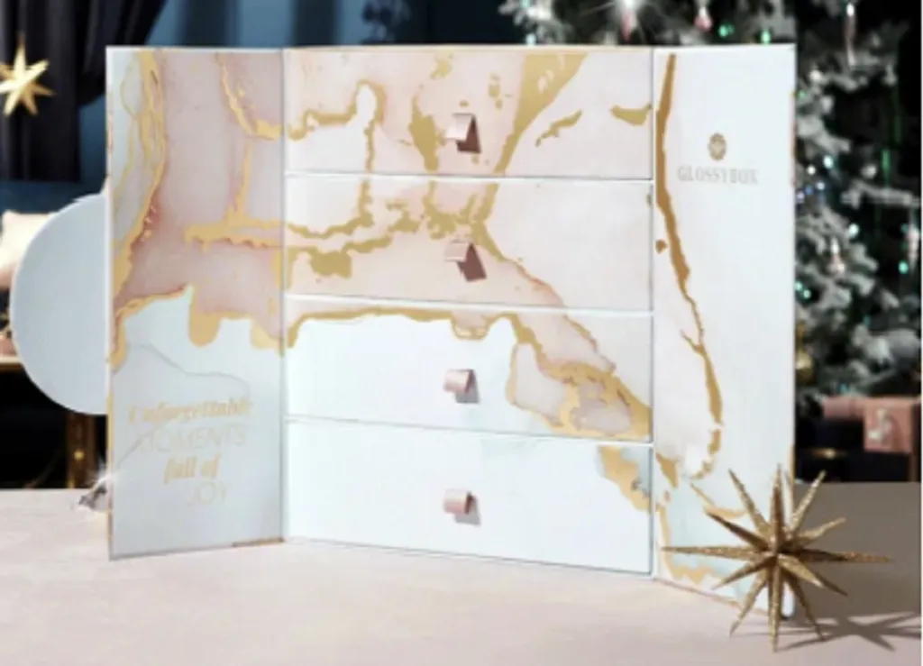 GLOSSYBOX Adventskalender 2022 Beauty, Frauen Kosmetik Advent Kalender, 24 Geschenke Wert 550 €, Pflege Weihnachtskalender Frau, Adventkalender Damen – Bild 2